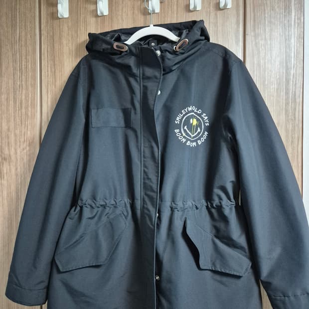 스마일리월드 블랙 후드 야상 점퍼 95사이즈