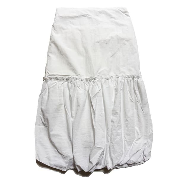 새상품 바스락 프릴 뒷밴딩 롱스커트