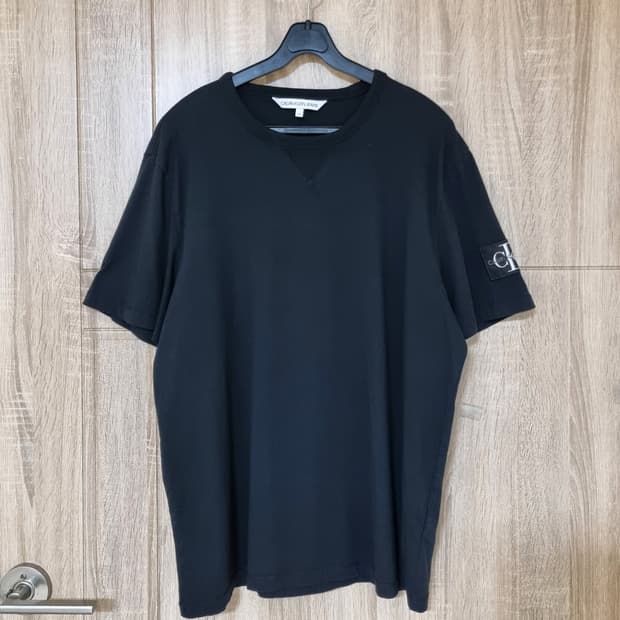 CK 캘빈클라인 반팔티