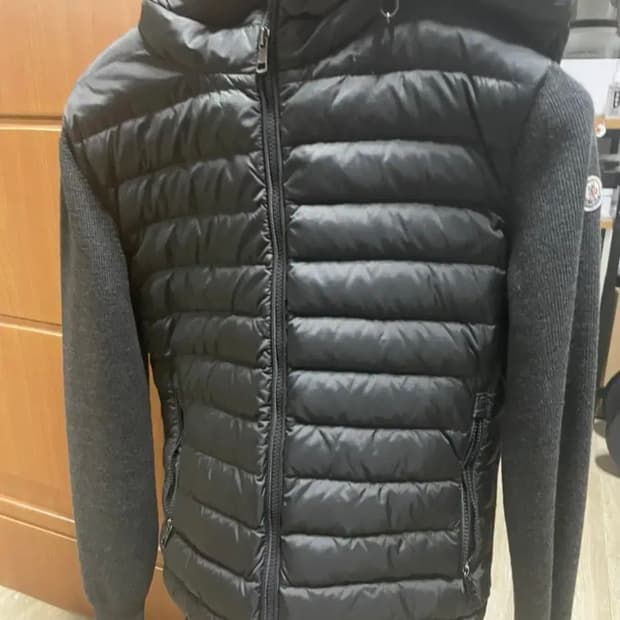 몽클레어 니트패딩 팝니다