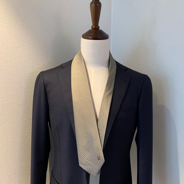 루이비통 다미에 명품넥타이 스몰 모노그램 A+등급 8.3cm 클래식룩