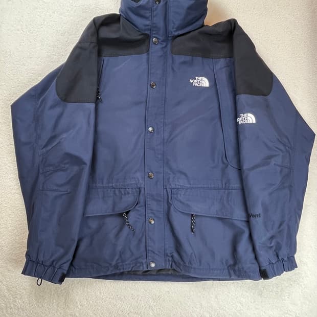 노스페이스 바람막이