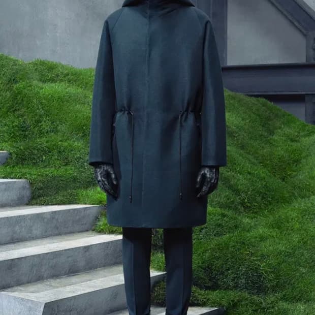 발렌시아가 15FW 후드 코트