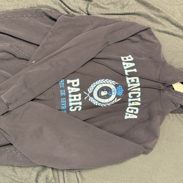 [3] 발렌시아가 1917 컬리지 오버사이즈후드 블루