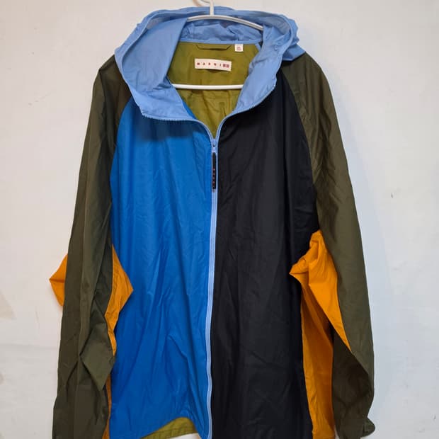 MARNI 유니클로 콜라보 바람막이 4XL (새상품)
