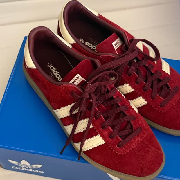 아디다스 버뮤다 컬리지 버건디 230