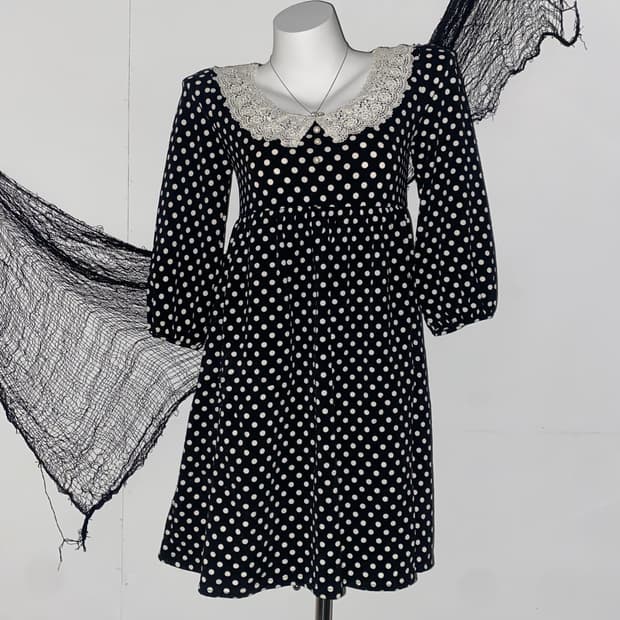 ꒰ঌ C.D.S 공겜여주 로걀 도트 원피스 ໒꒱