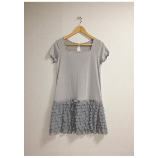 빈티지 연그레이 겹프릴 롱 티셔츠 반팔 튜닉