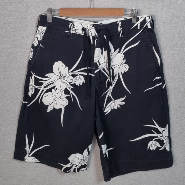 30) 리바이스 프리미엄 블랙 코튼 반바지