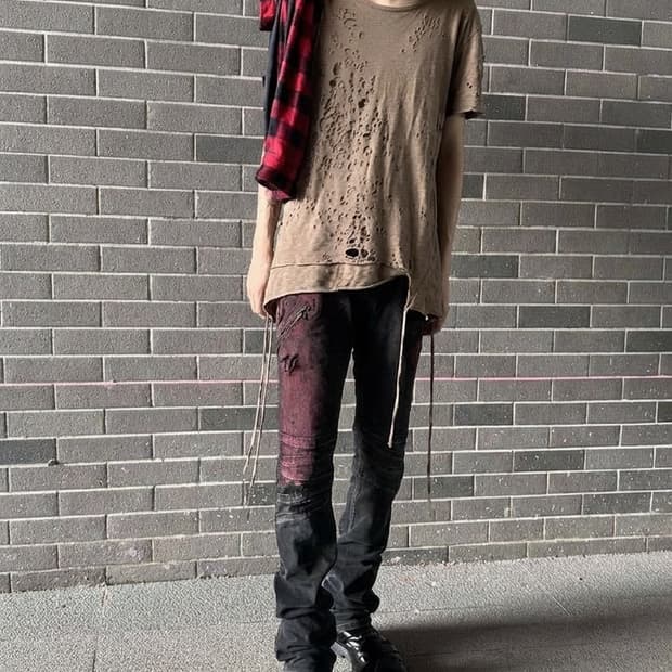 미하라야스히로 그런지 홀 데미지 이중레이어드 반팔