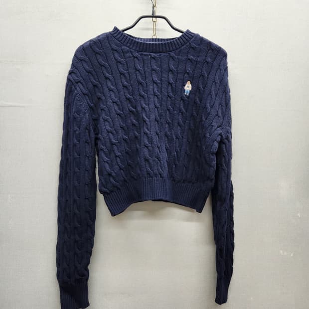 후아유 시그니쳐로고 크롭 꽈배기 니트 M(M)