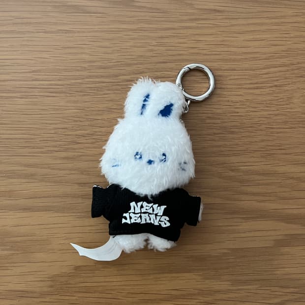 뉴진스 버니니 미니 코스튬 키링 화이트