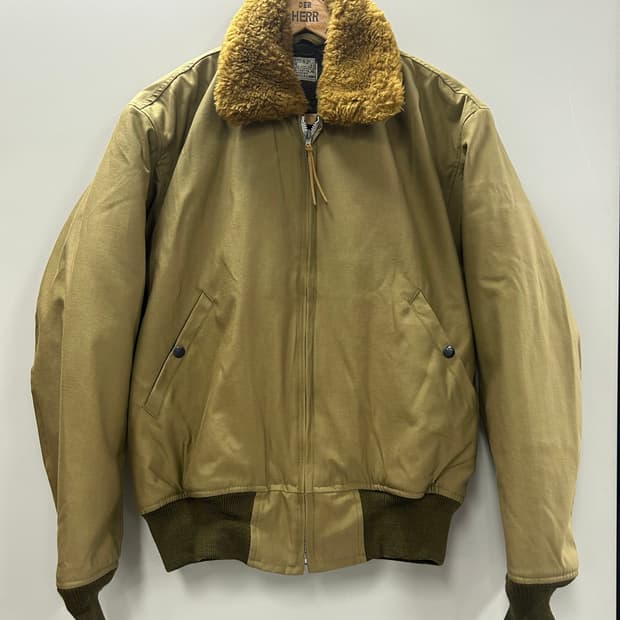 B-15 플라이트 자켓 [42]