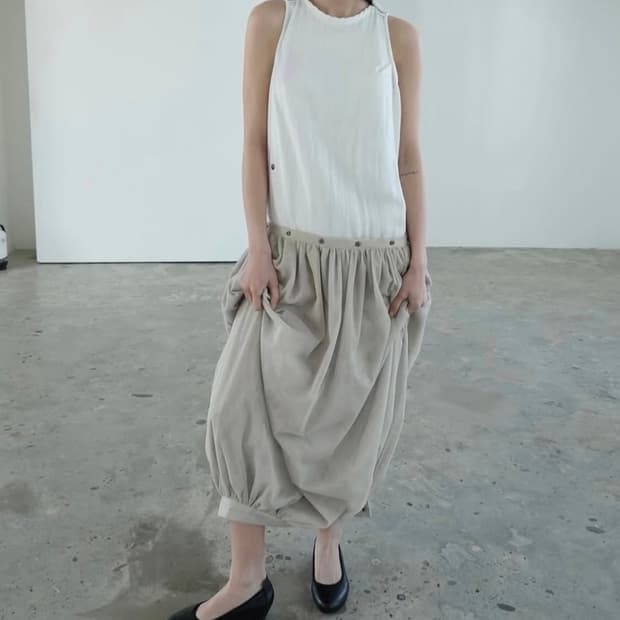 2026 SHASHA - White ver 화이트 (1회착용 및 세탁)