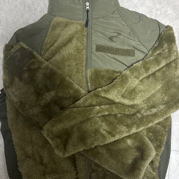 왓츠더유즈 팀유즈 후리스