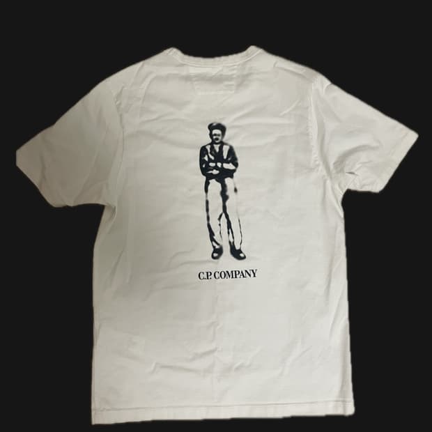 C.P. company 반팔