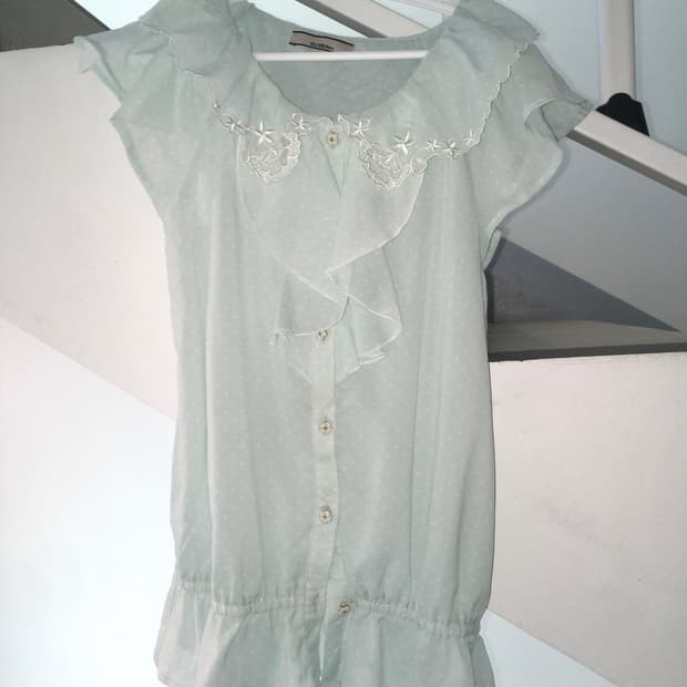 jpn vintage palemint dot ruffle blouse