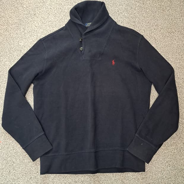 폴로 숄카라니트