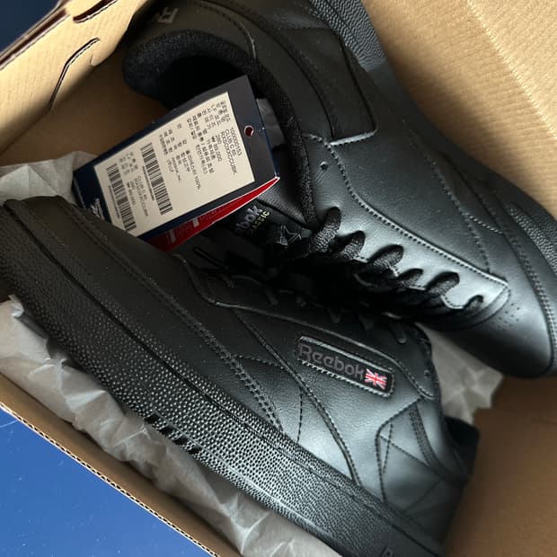 리복 클럽 C 85 블랙 레더 스니커즈 280