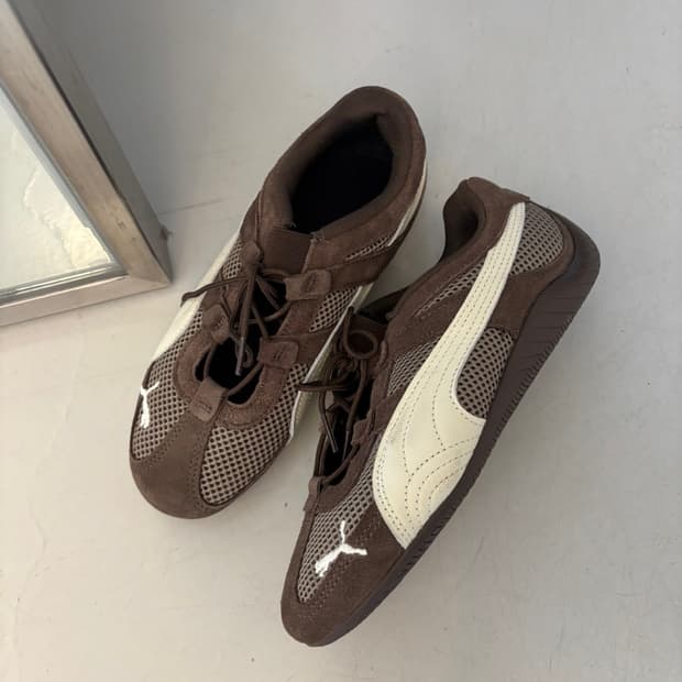 Puma Sneakers