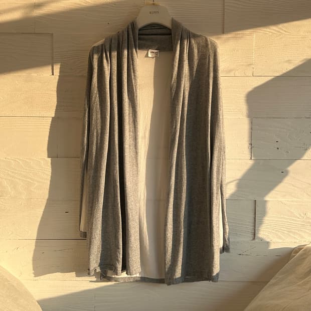 알마니 가디건 ( ARMANI )