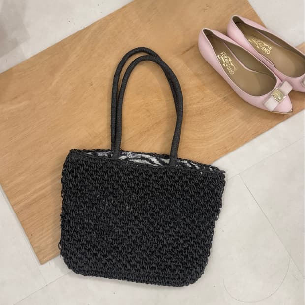 zebra lining woven tote bag