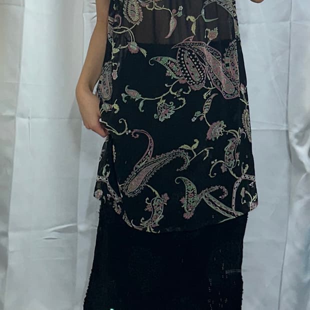 시스루 페이즐리 패턴 블라우스 오리엔탈 블랙 스커트  코디