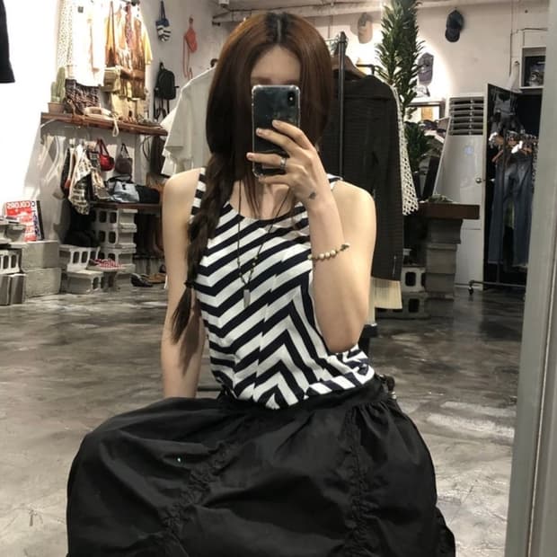 [2760]Paul smith black white sleeveless