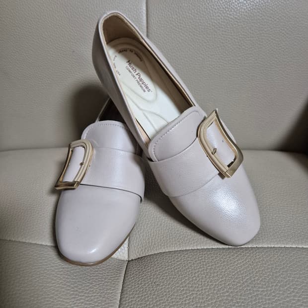 허시파피 양가죽 로퍼