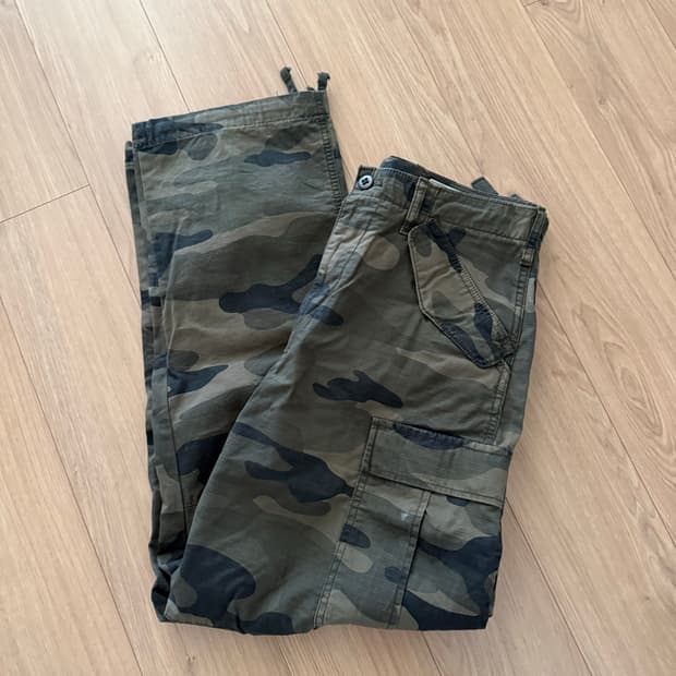 Gap 카모코튼팬츠