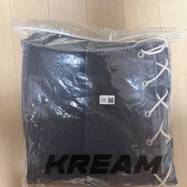 캐피탈 레이스업 반바지