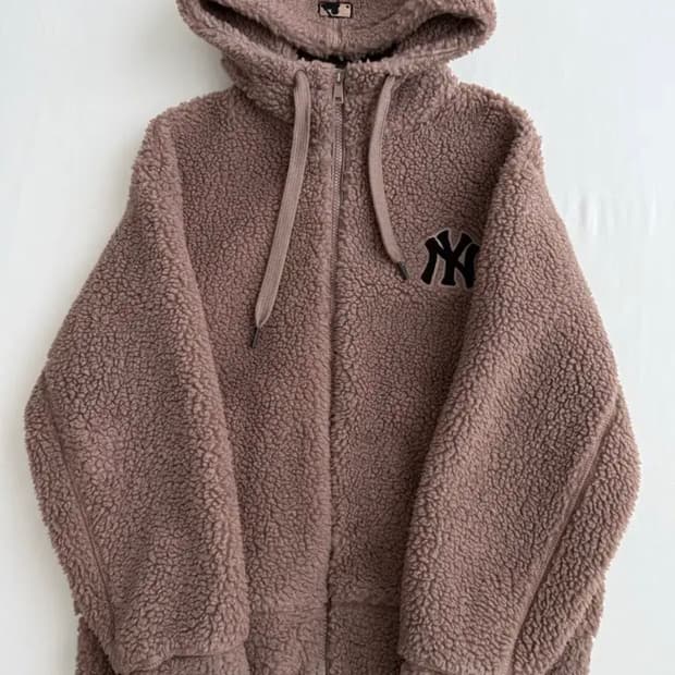 MLB 베이직 후디드 덤블 후리스 점퍼 베이지