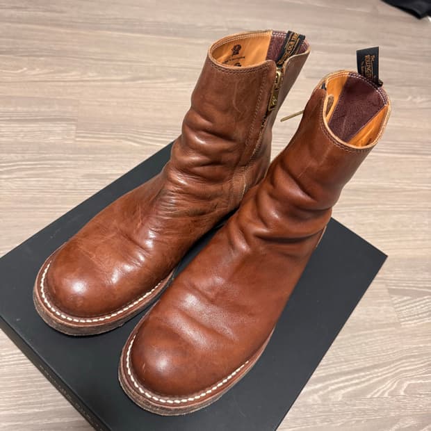 롤링덥트리오 네추럴 홀스프런트 캐스퍼 8사이즈 팝니다.