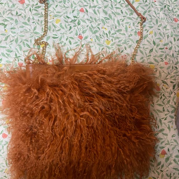 Peach 티벳 램스 퍼 숄더백