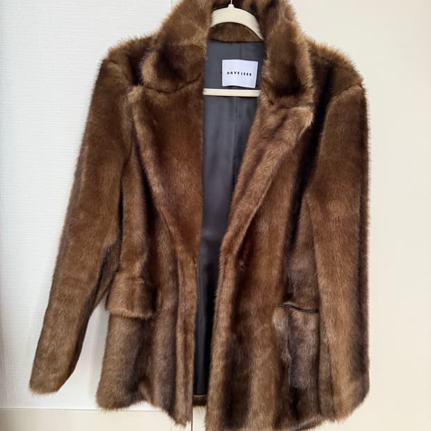 Haveless 해브레스 퍼 코트