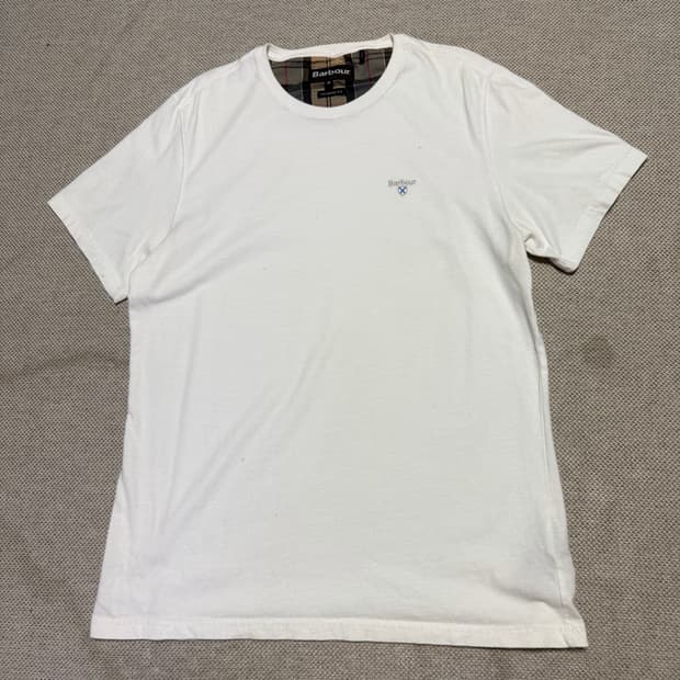 Barbour 바버 반팔티