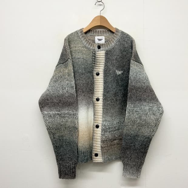 YoungerSong 영거송 라운드 그라데이션 가디건