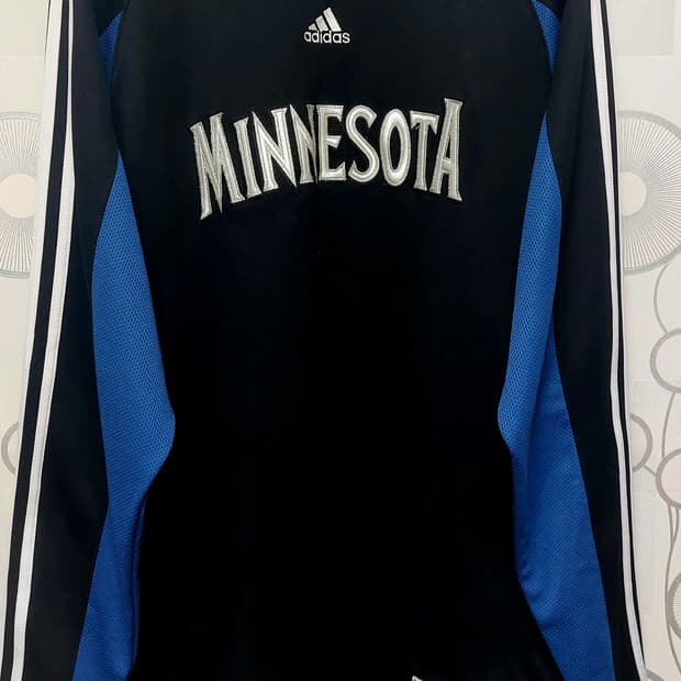 아디다스 미네소타 웜업