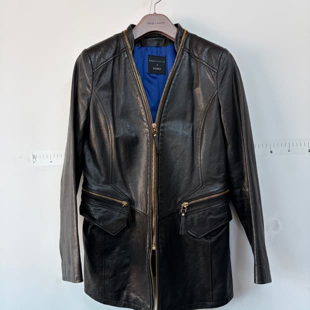 로보xKAALEISUKTAE 콜라보 블랙 가죽 자켓