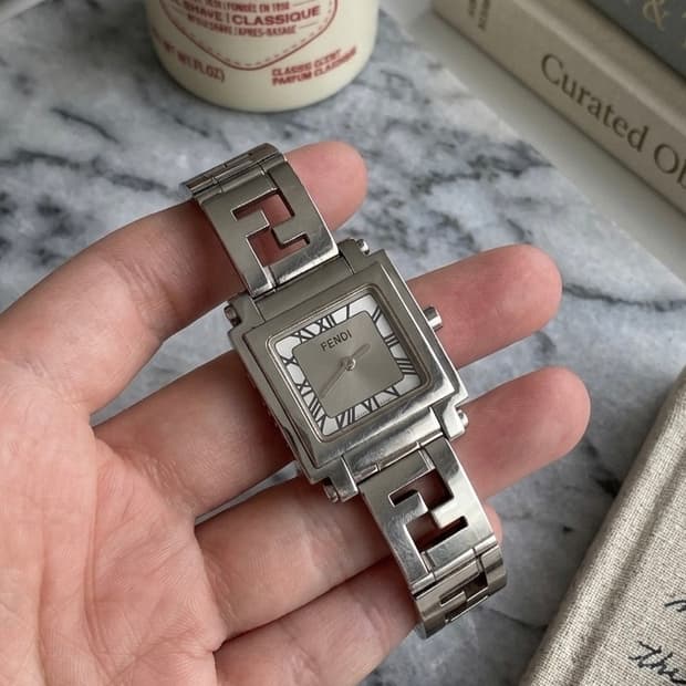 Fendi 펜디 FF로고 콰드로 쿼츠 레이디스