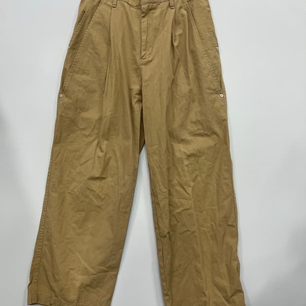 SATUR 베이지 팬츠 