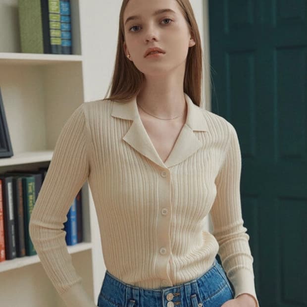 (1) 루에브르 오픈 카라 니트