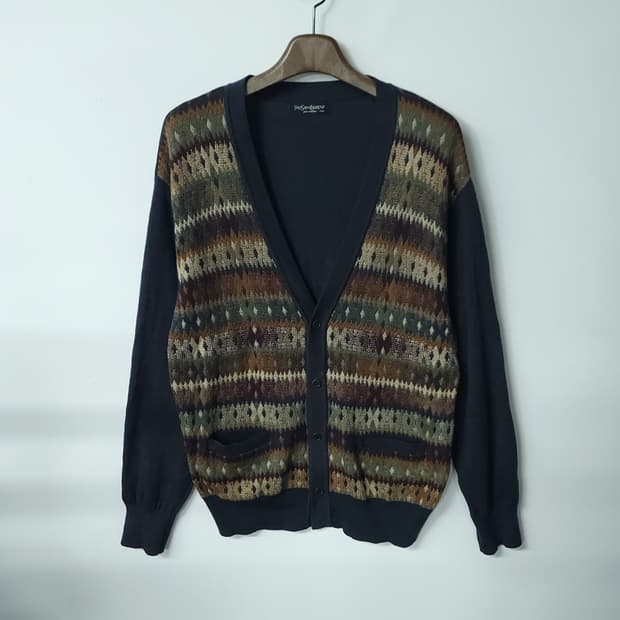 입생로랑(YSL) 노르딕 브이가디건 (남성100~105)