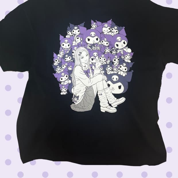 산리오 이토준지 콜라보 쿠로미티셔츠