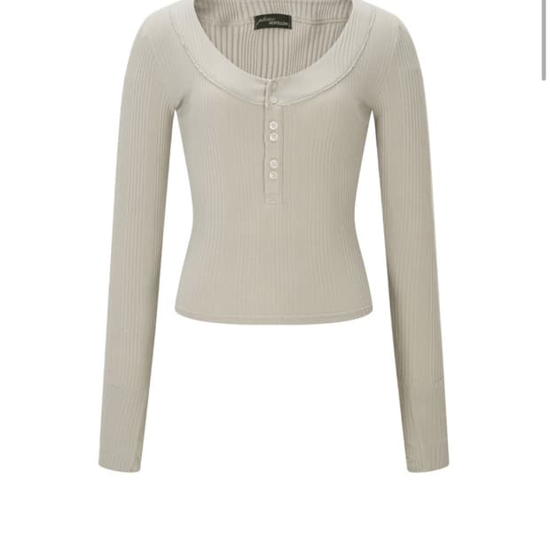 Tanny Button Ribbed Longsleeve Top