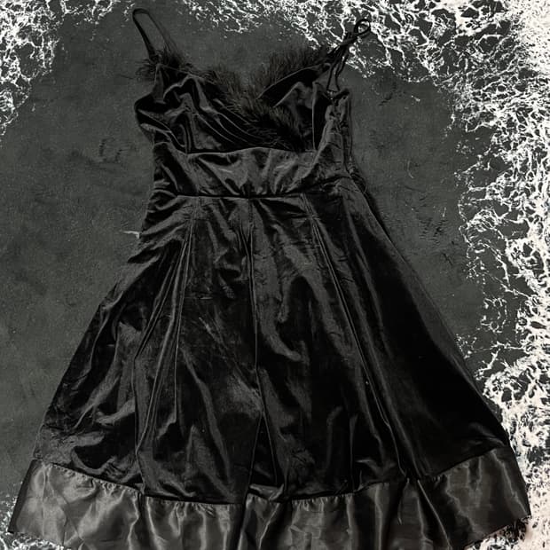 연말룩) 벨벳 실크 나시원피스 (퍼 탈부착가능)