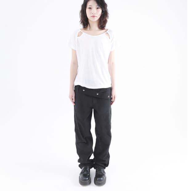 oshigh 테일팬츠 TAIL BUTTON PANTS BLACK 구해요