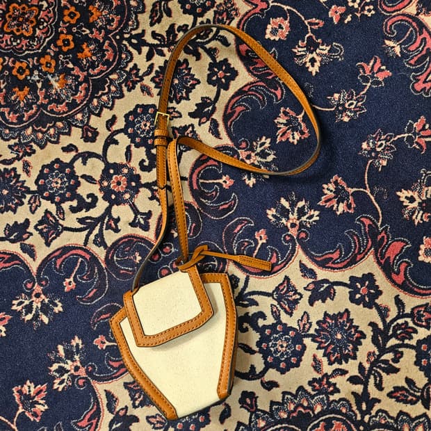 찰스앤키스 캔버스 미니 크로스백