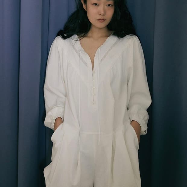 오버듀플레어 점프수트 팔아요