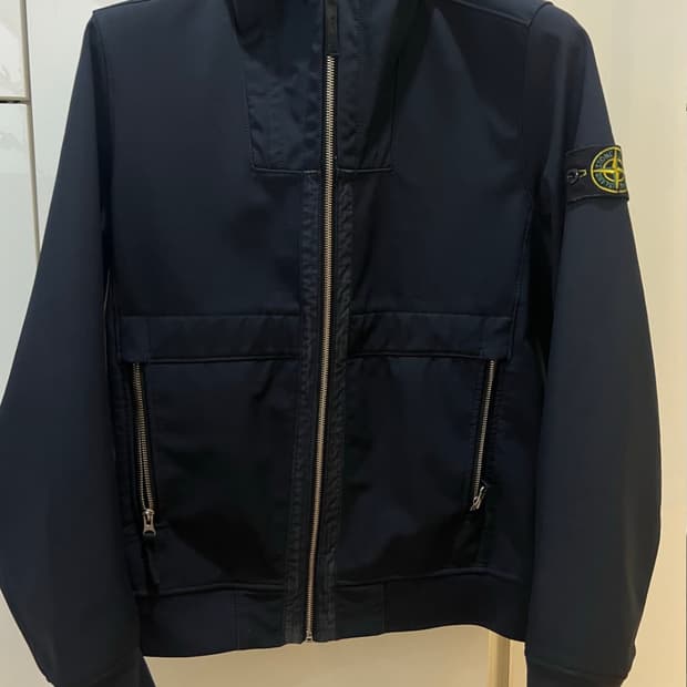 스톤아일랜드 소프트 쉘 네이비 